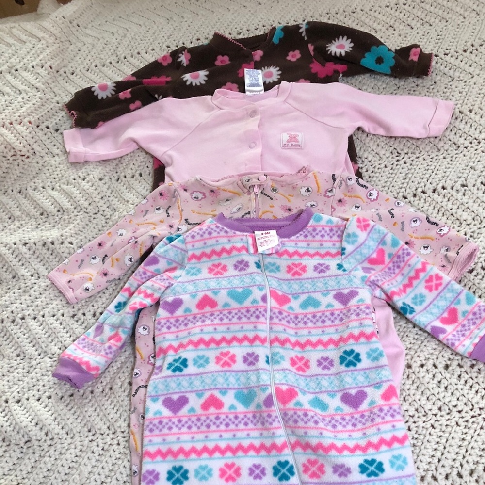 Lot of 4 Baby Girl Sleeper Outfits Size 3-6 months